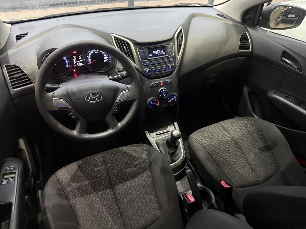 HYUNDAI HB 20 Hatch - Foto