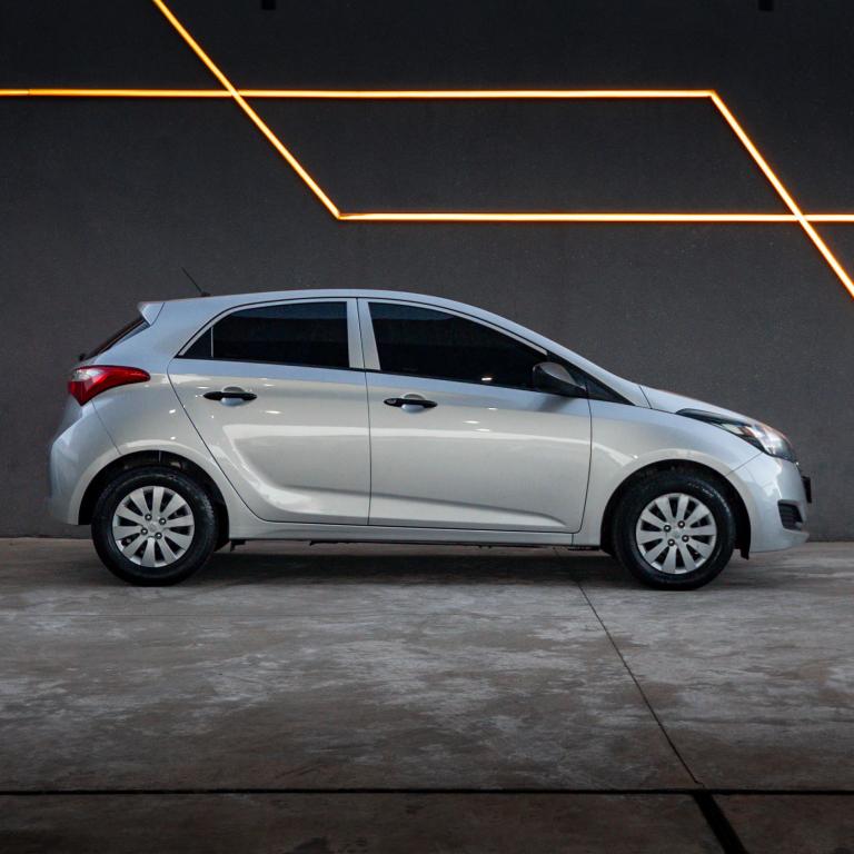 HYUNDAI HB 20 Hatch - Foto
