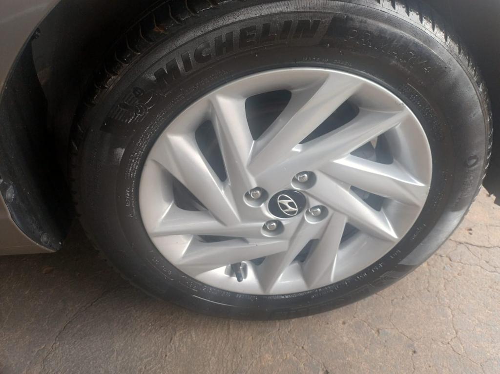 HYUNDAI HB 20 Hatch - Foto