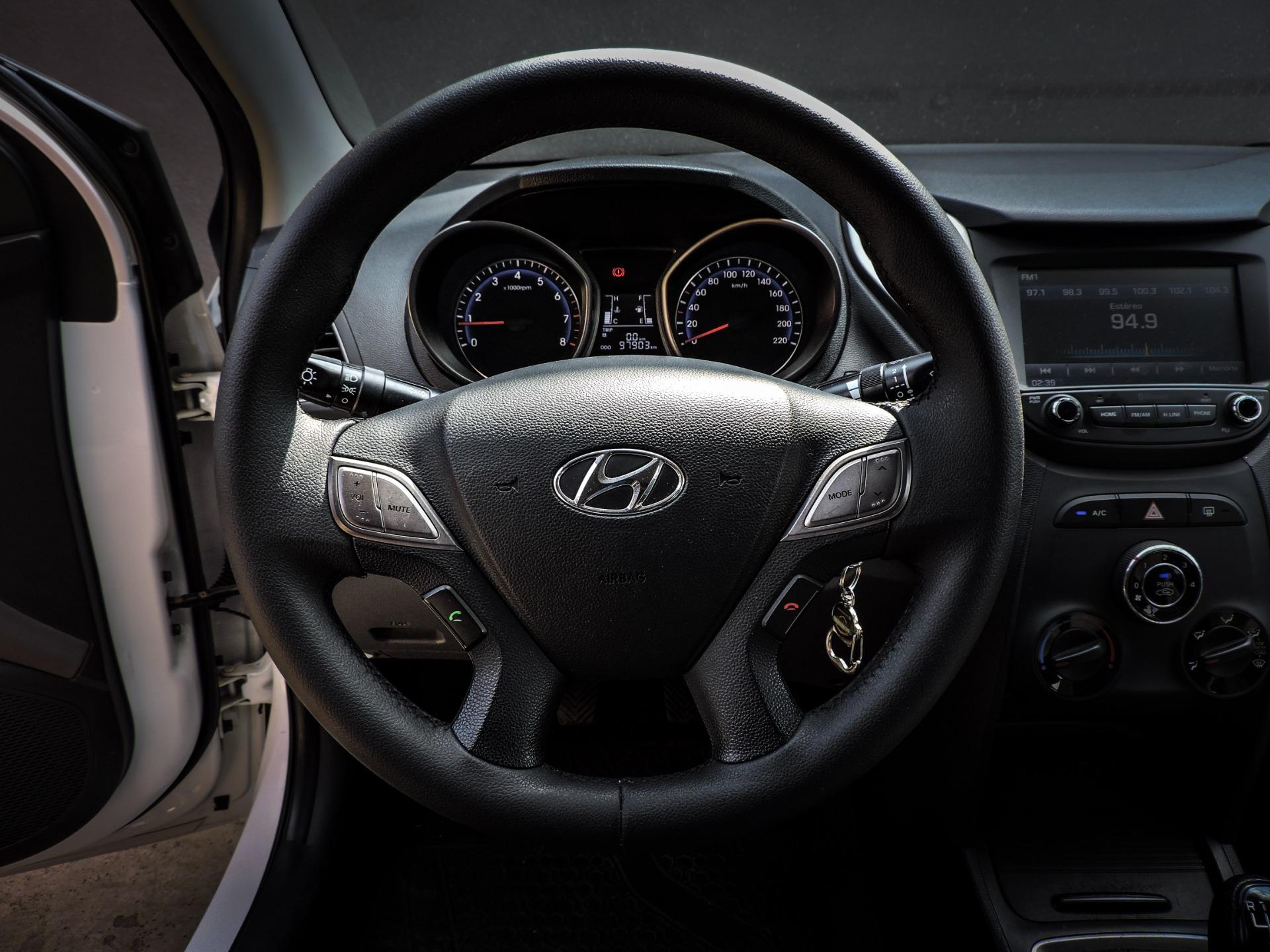 HYUNDAI HB 20 Sedan - Foto