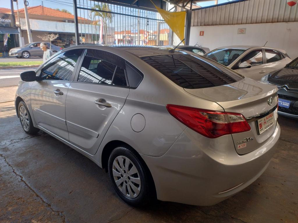 HYUNDAI HB 20 Sedan - Foto