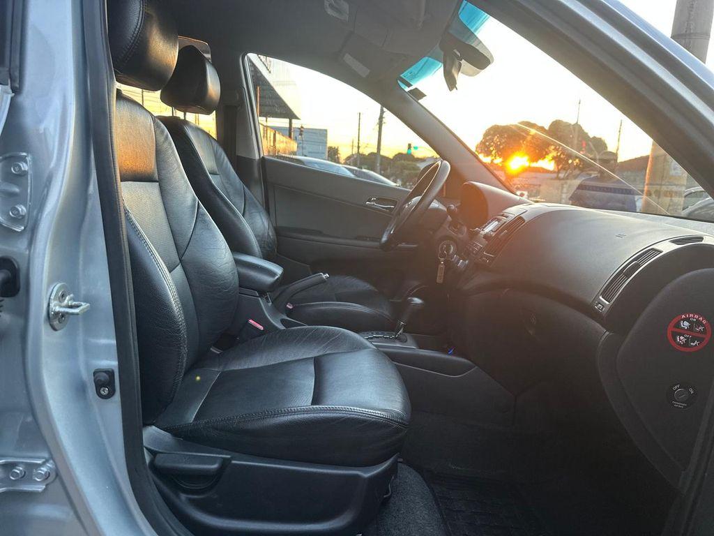 HYUNDAI I30 - Foto