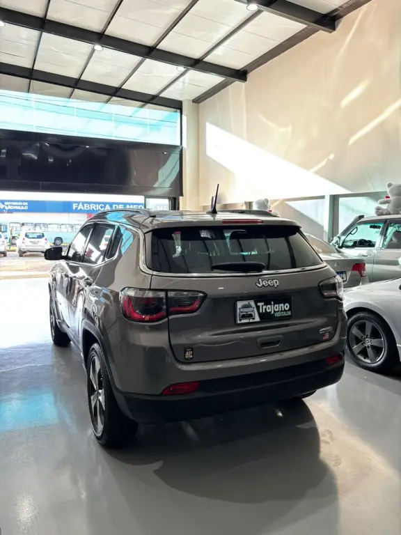 JEEP Compass - Foto