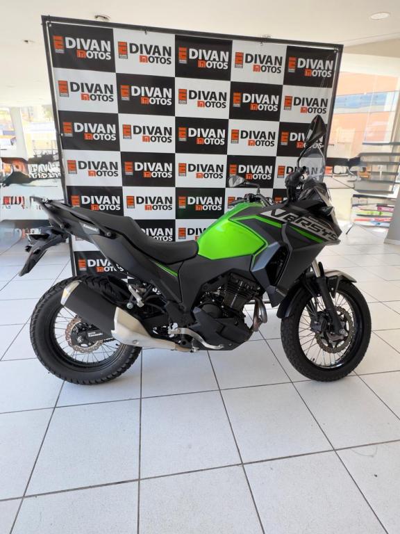 KAWASAKI Versys 300 - Foto