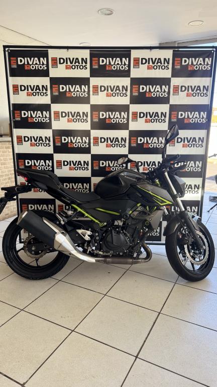 KAWASAKI Z 400 - Foto