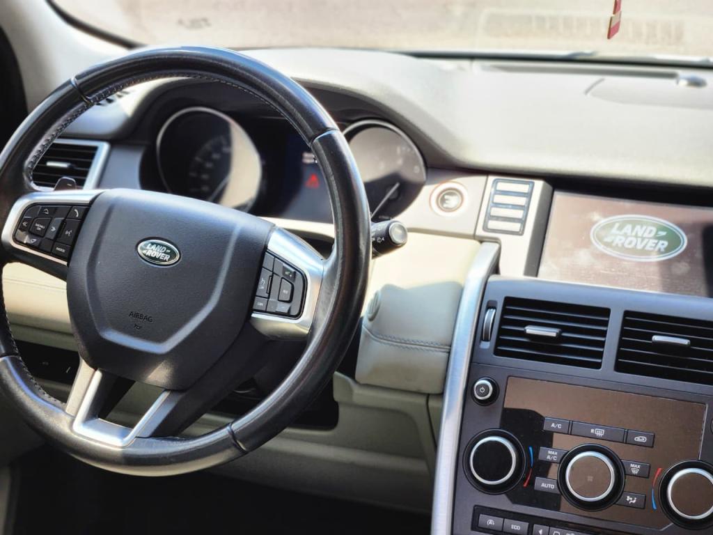 LAND ROVER Discovery Sport - Foto