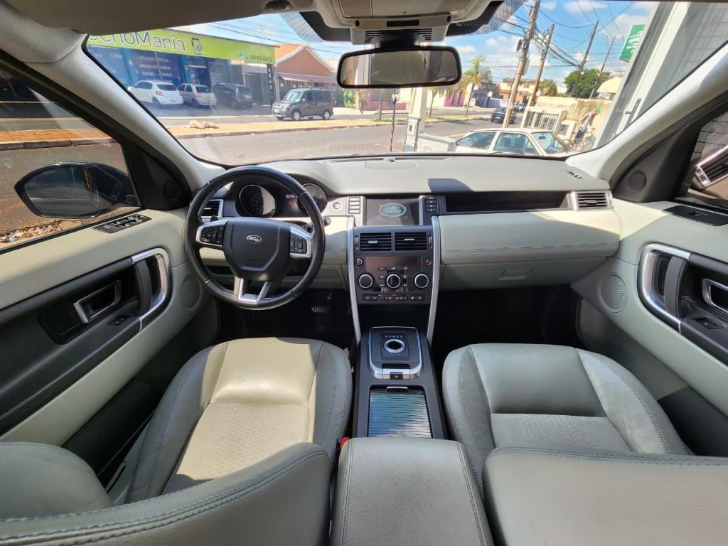 LAND ROVER Discovery Sport - Foto