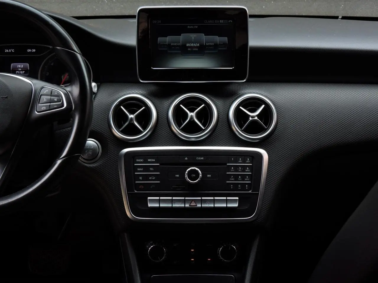 MERCEDES-BENZ A 200 - Foto