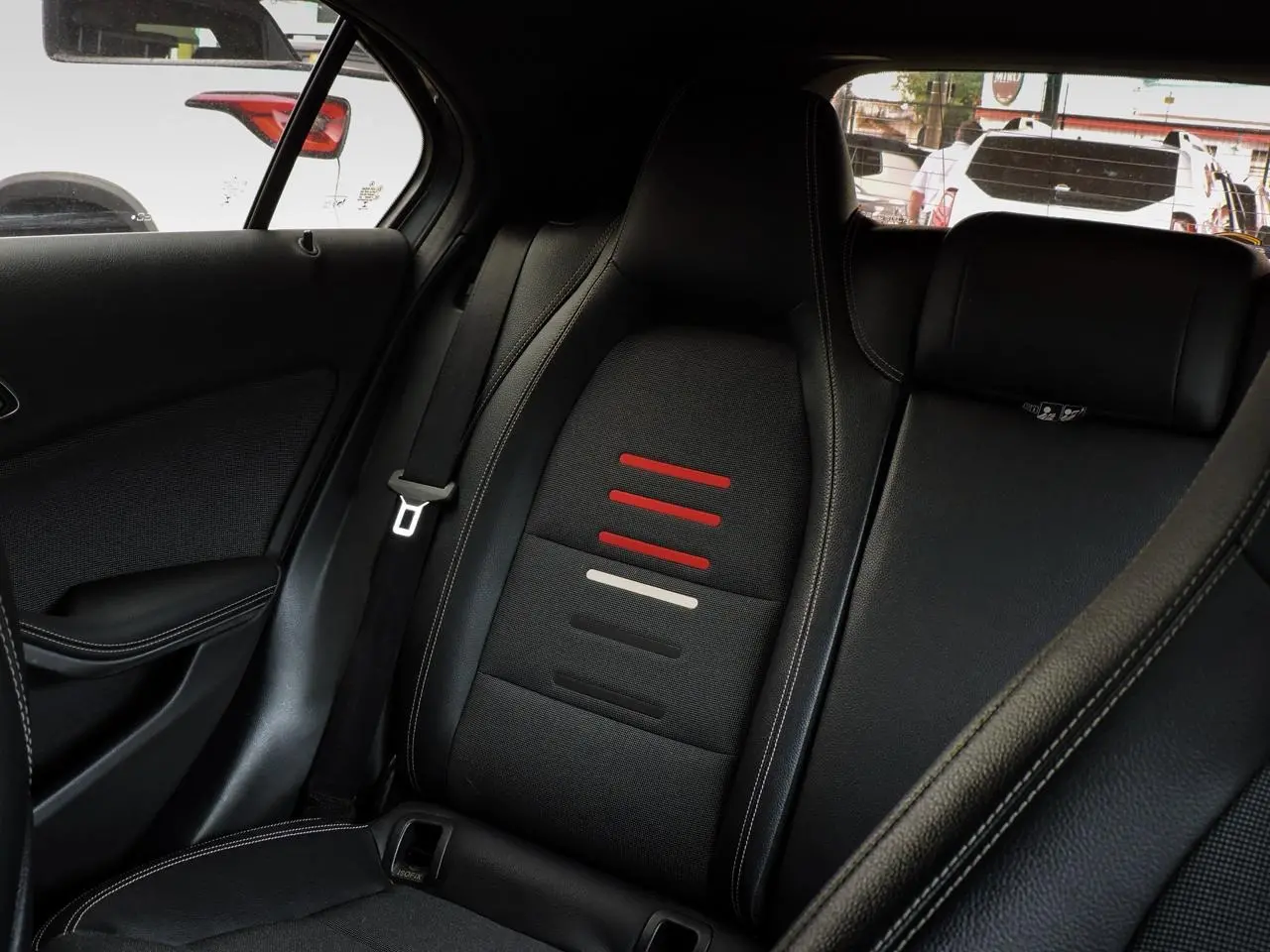 MERCEDES-BENZ A 200 - Foto