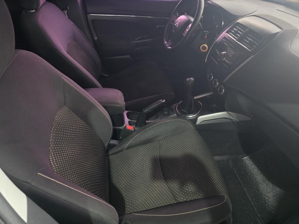 MITSUBISHI ASX - Foto