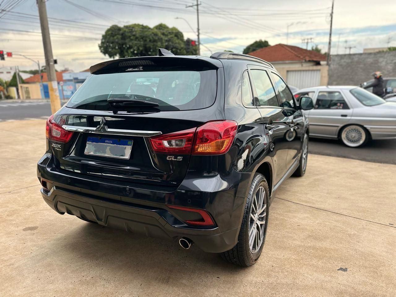 MITSUBISHI ASX - Foto