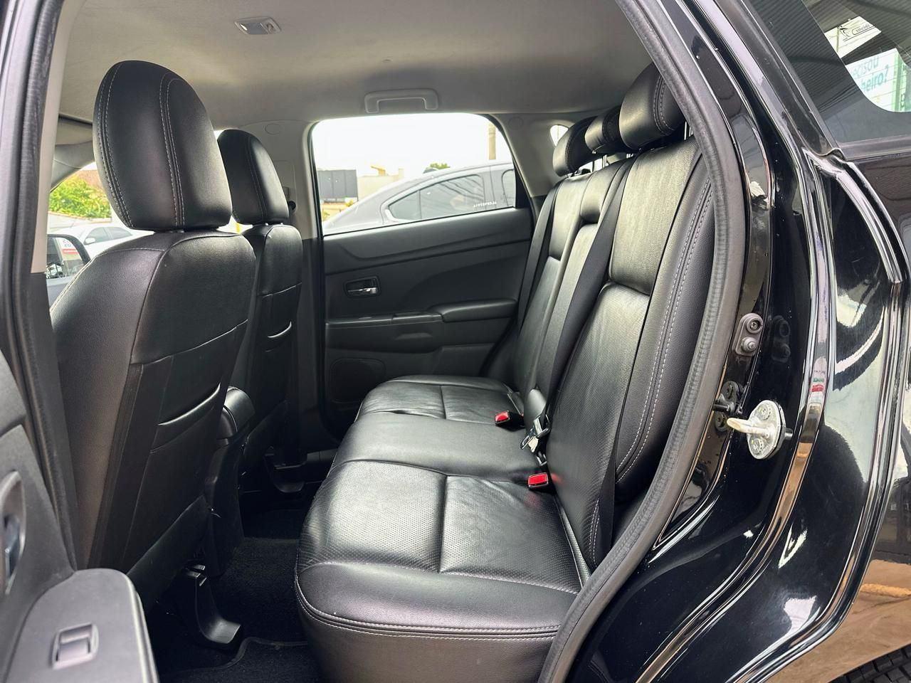 MITSUBISHI ASX - Foto