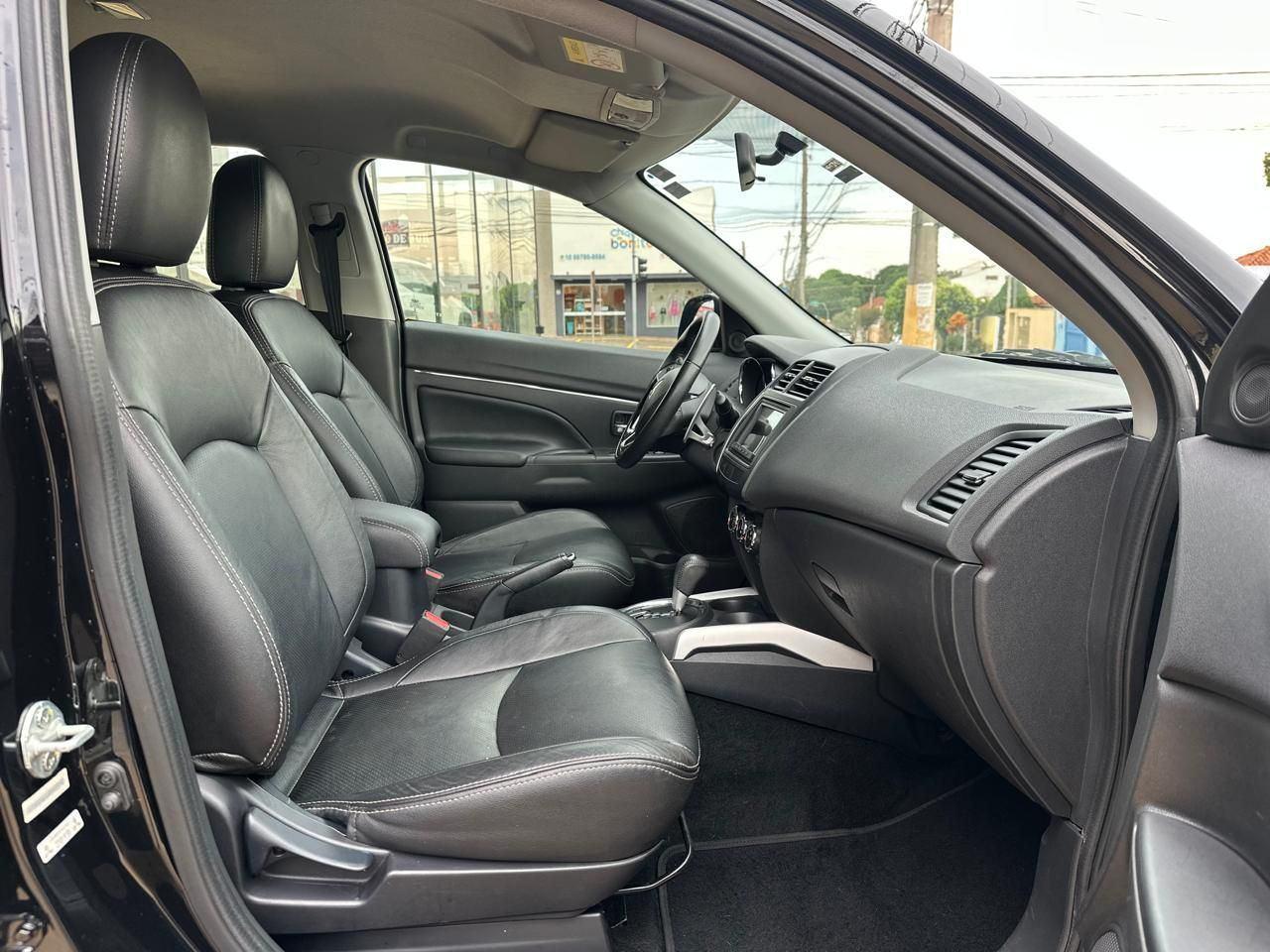 MITSUBISHI ASX - Foto