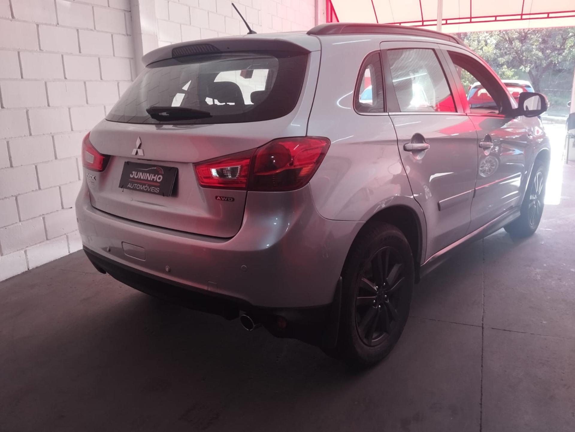MITSUBISHI ASX - Foto