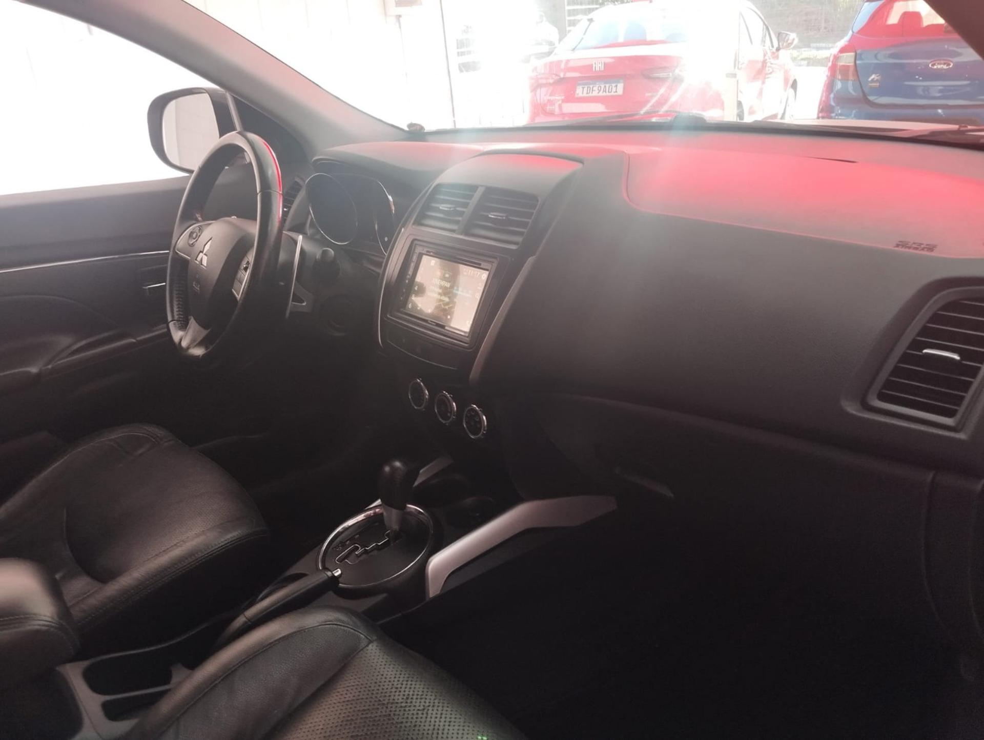 MITSUBISHI ASX - Foto
