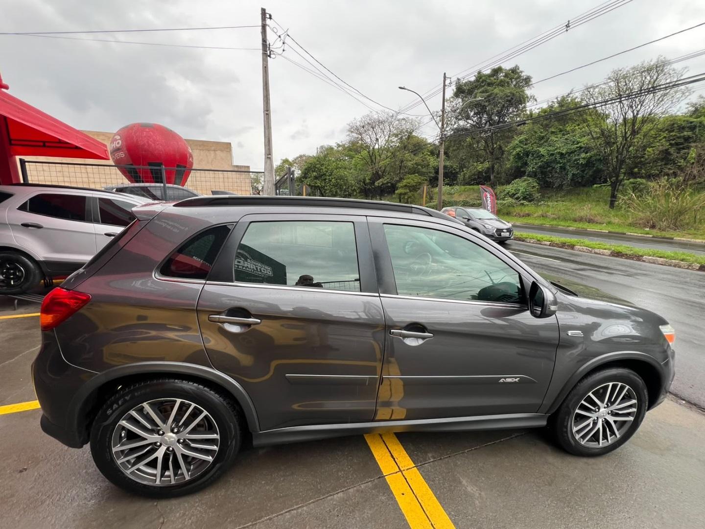 MITSUBISHI ASX - Foto