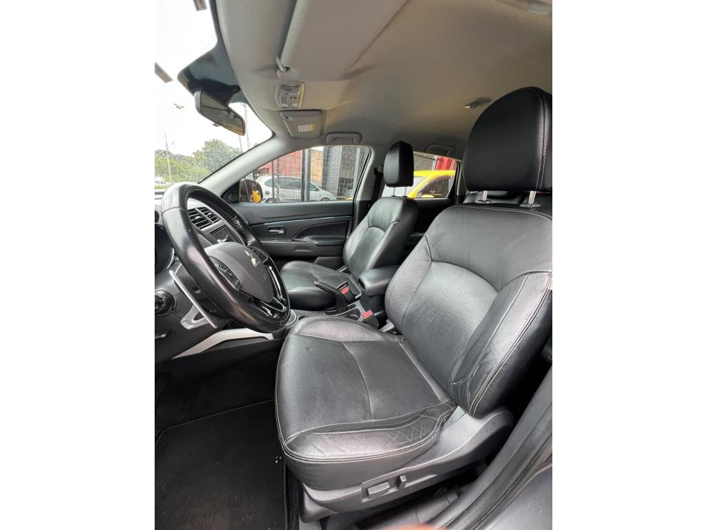 MITSUBISHI ASX - Foto
