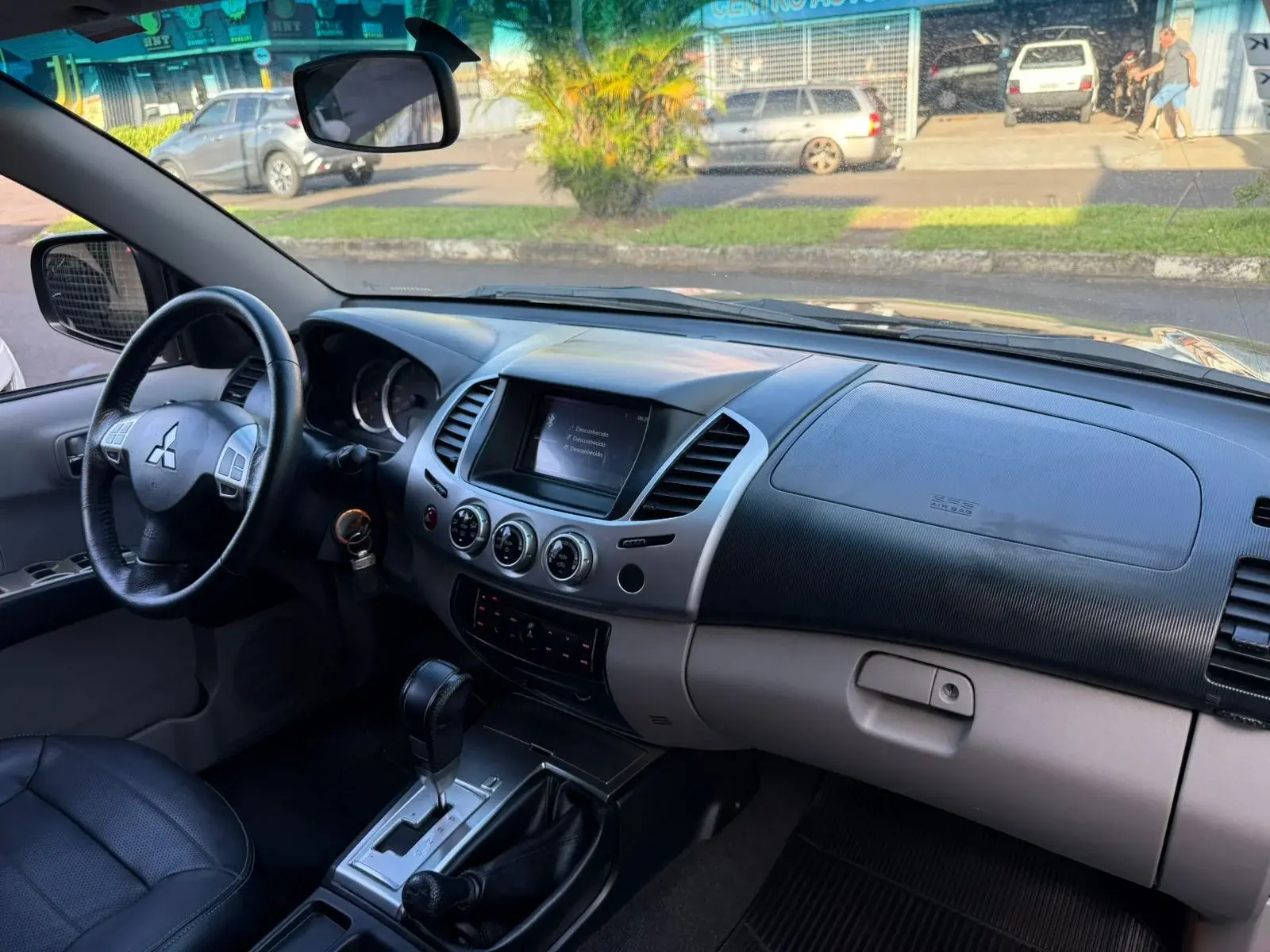 MITSUBISHI L 200 Triton - Foto