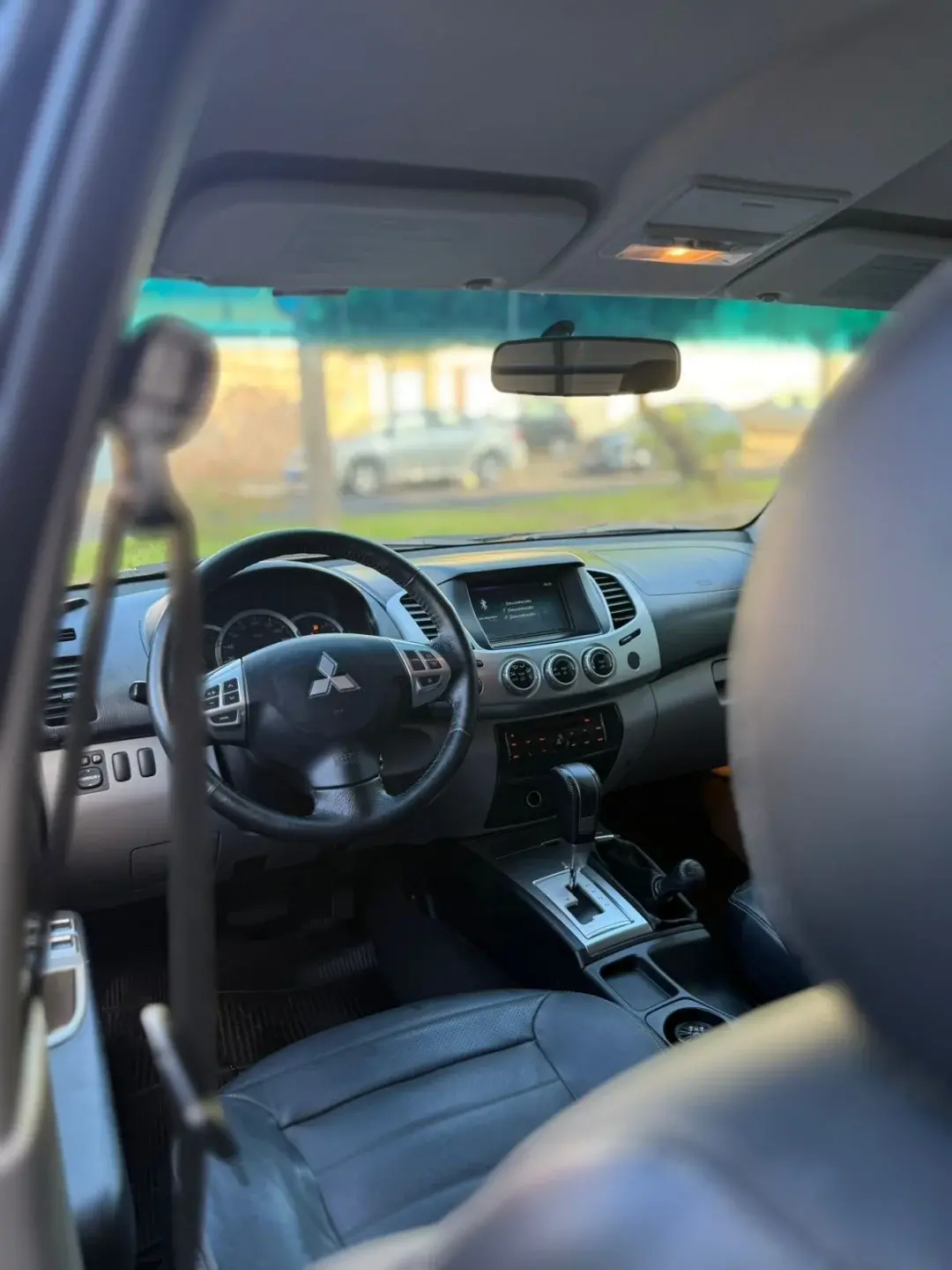 MITSUBISHI L 200 Triton - Foto