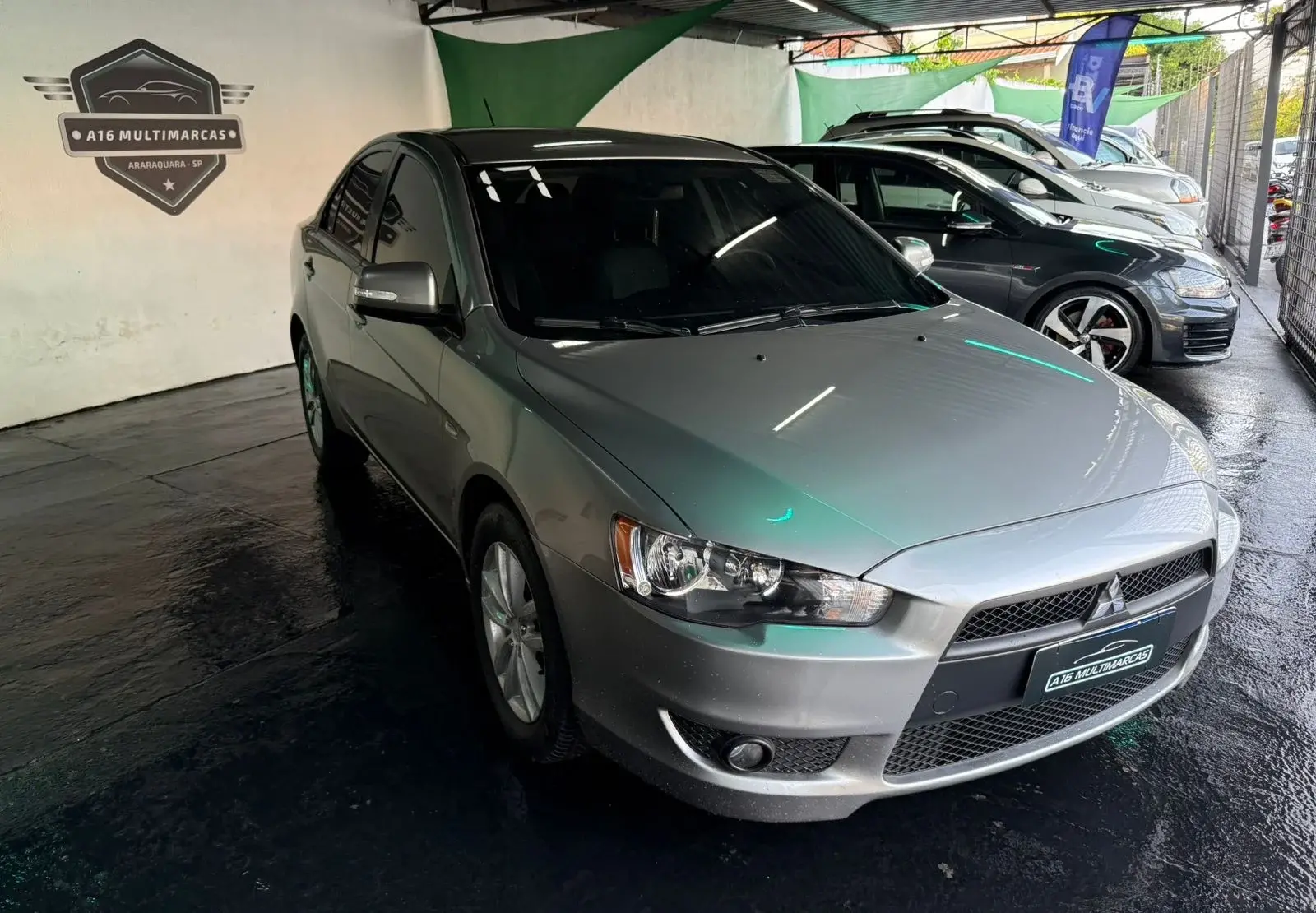 MITSUBISHI Lancer