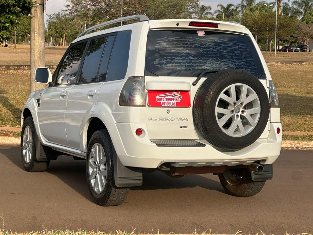 MITSUBISHI Pajero TR4 - Foto