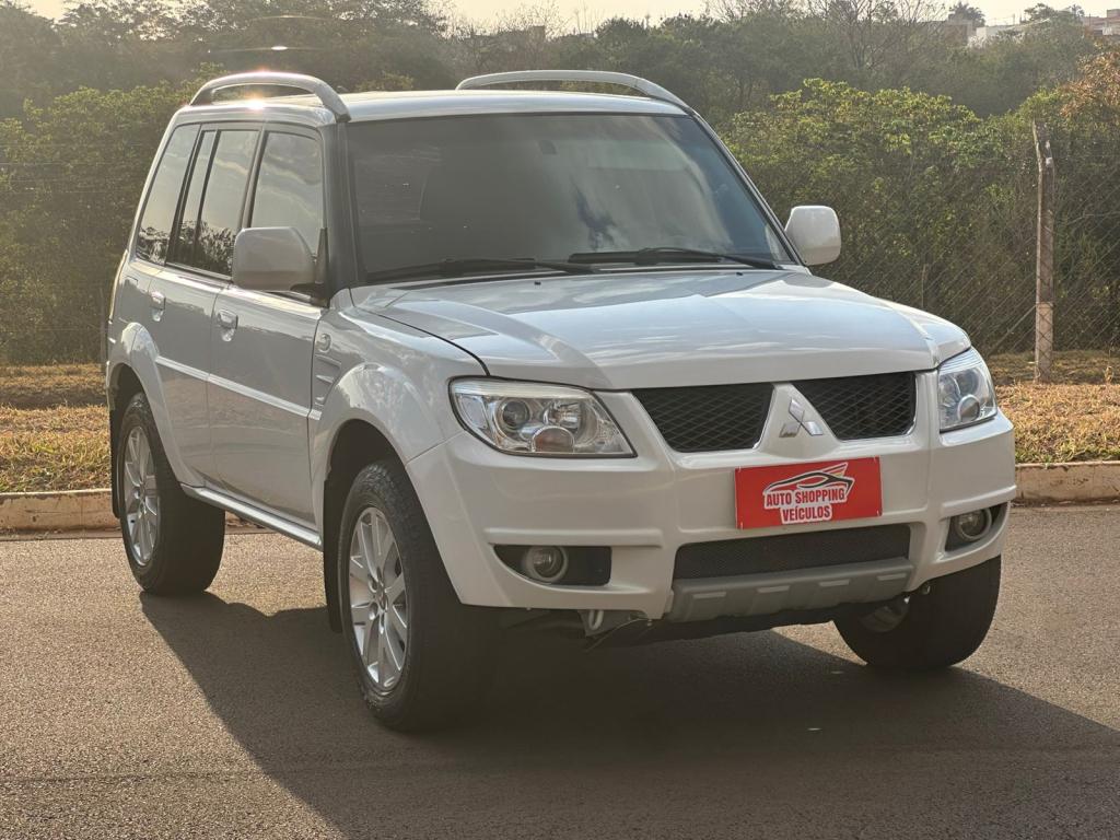 MITSUBISHI Pajero TR4 - Foto