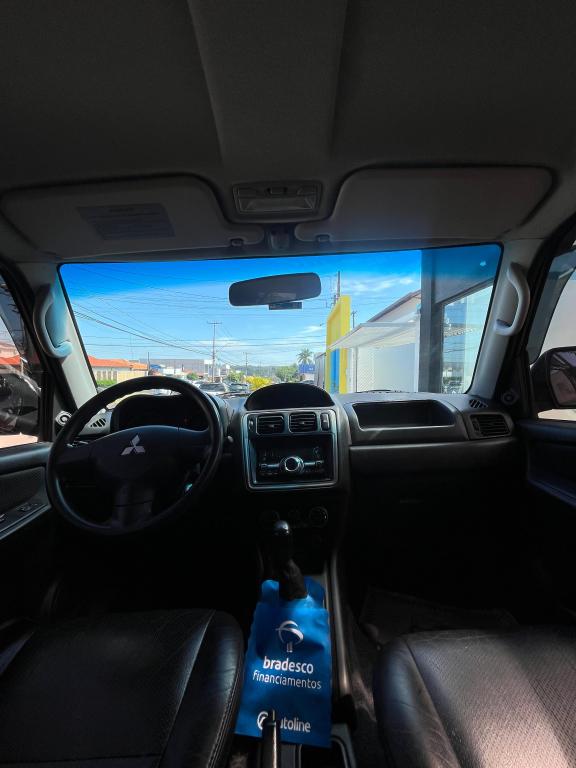 MITSUBISHI Pajero TR4 - Foto