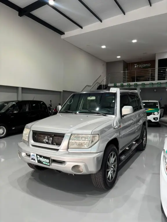 MITSUBISHI Pajero TR4