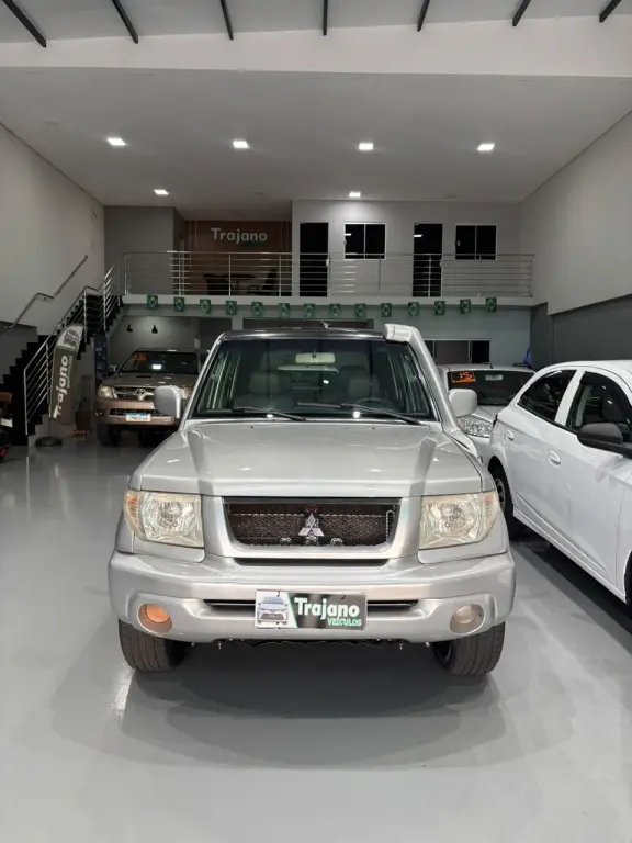 MITSUBISHI Pajero TR4 - Foto