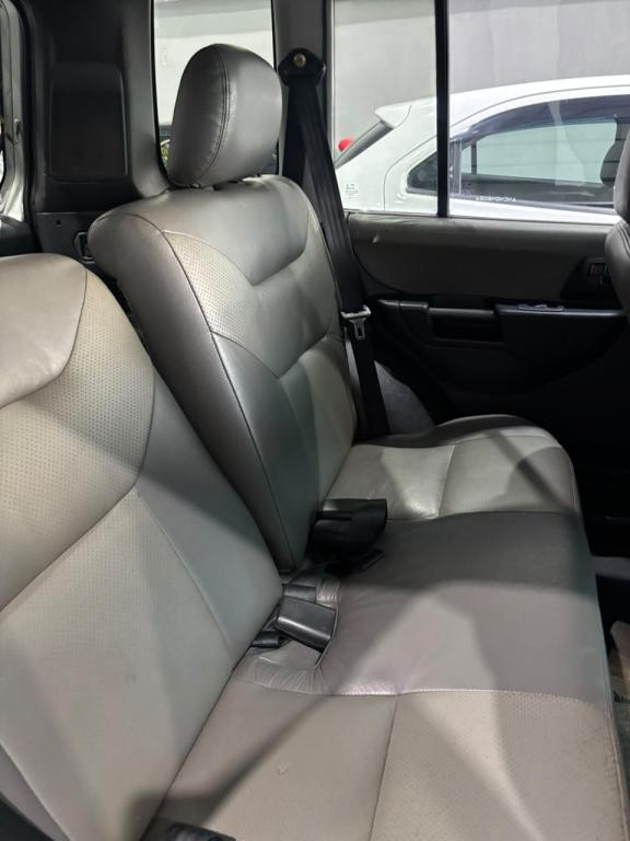 MITSUBISHI Pajero TR4 - Foto