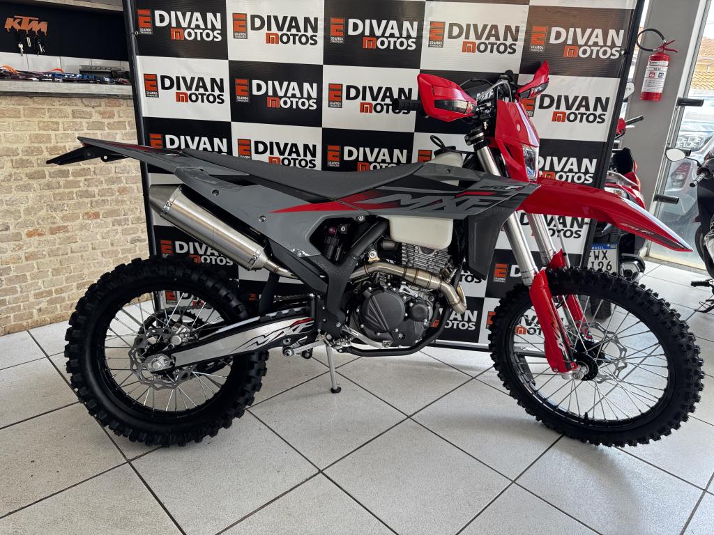 MXF 270 F