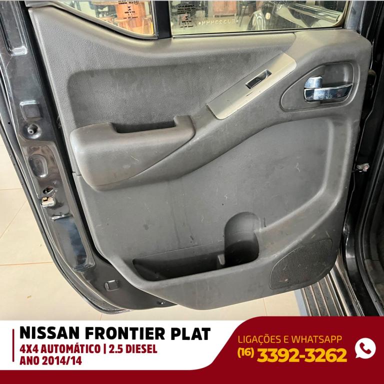 NISSAN Frontier - Foto