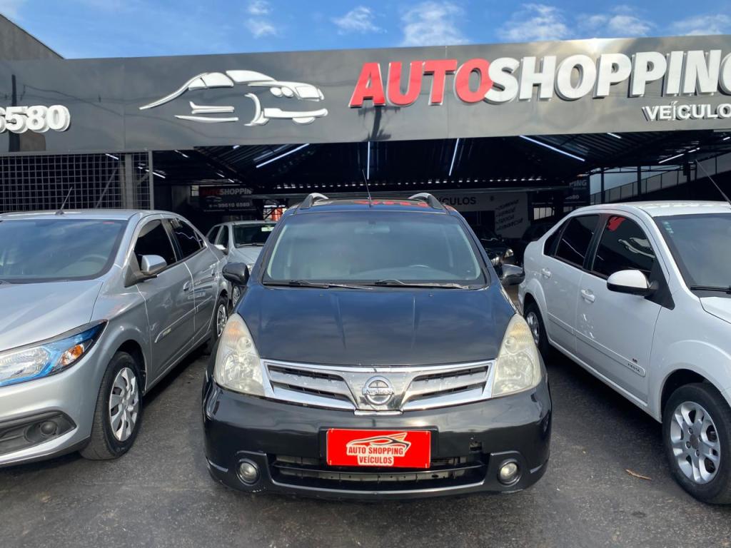 NISSAN Grand Livina - Foto