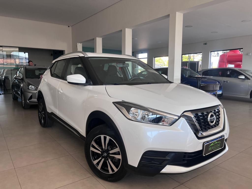 NISSAN Kicks - Miniatura