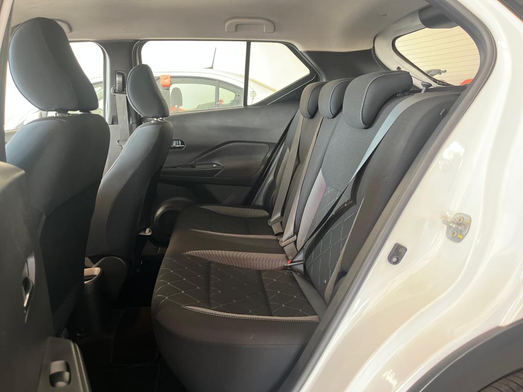 NISSAN Kicks - Miniatura