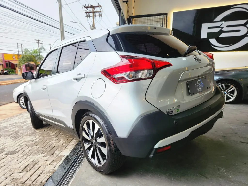 NISSAN Kicks - Foto