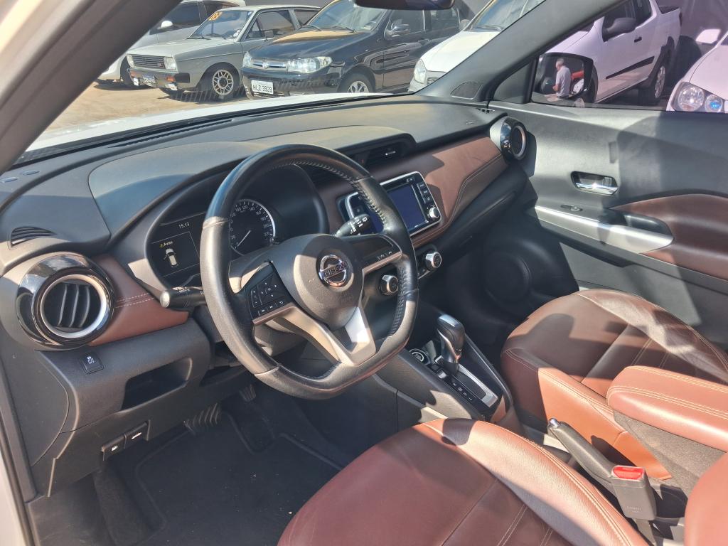 NISSAN Kicks - Foto