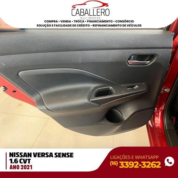 NISSAN Versa Sedan - Foto