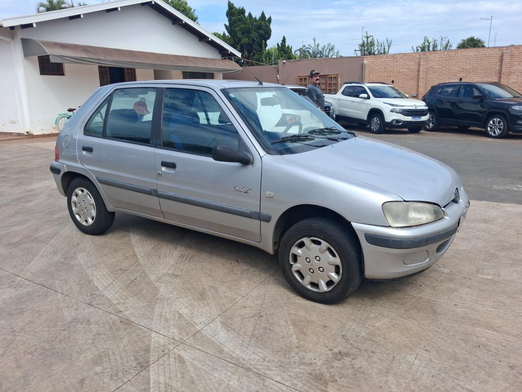 PEUGEOT 106