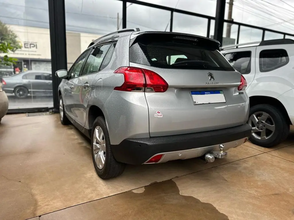 PEUGEOT 2008 - Foto
