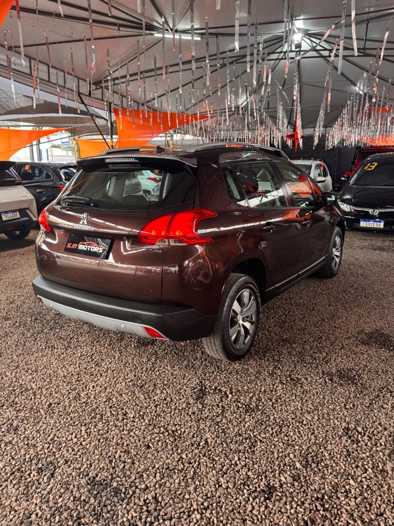 PEUGEOT 2008 - Foto