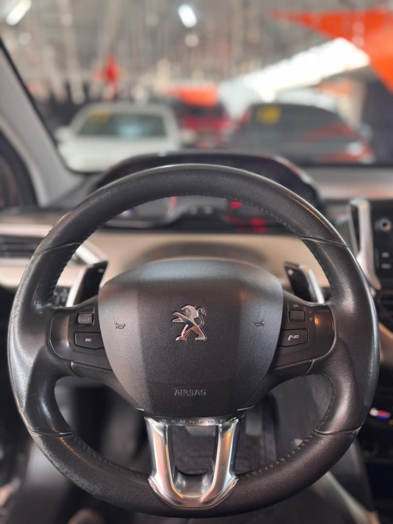 PEUGEOT 2008 - Foto
