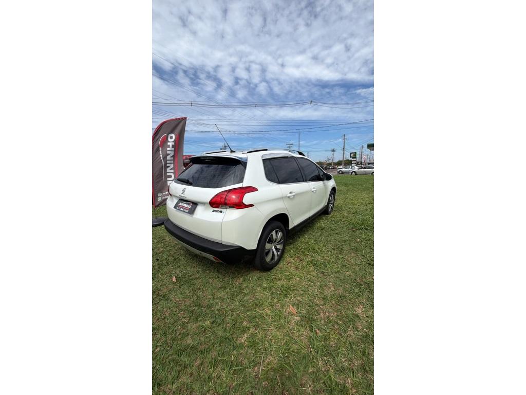 PEUGEOT 2008 - Foto