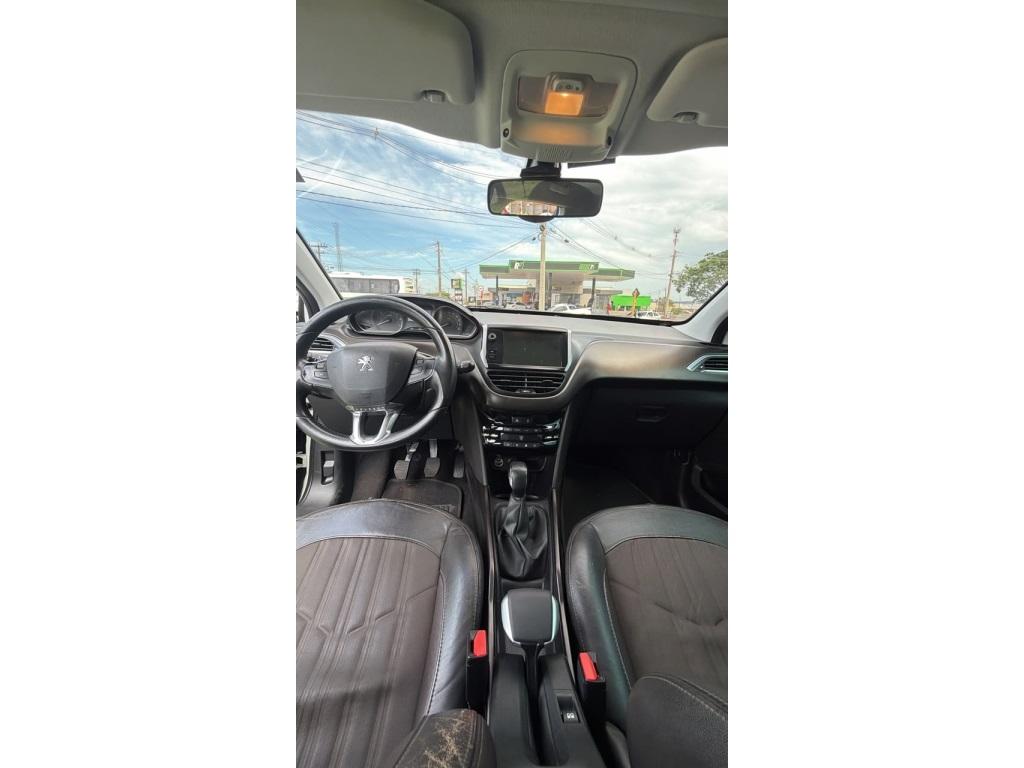 PEUGEOT 2008 - Foto