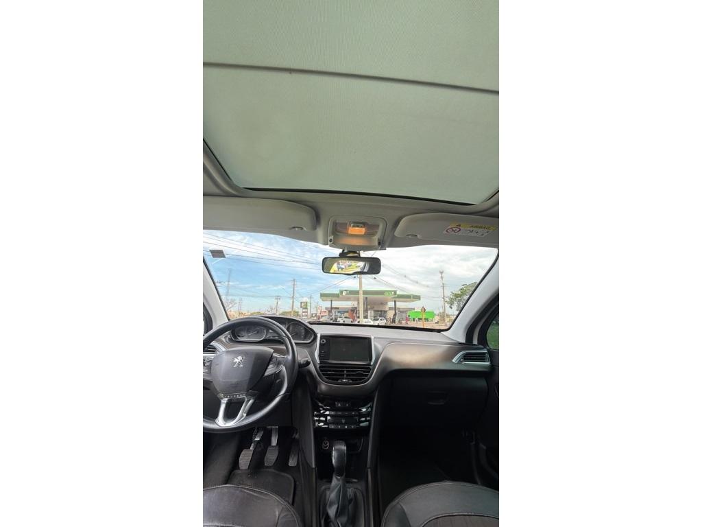 PEUGEOT 2008 - Foto