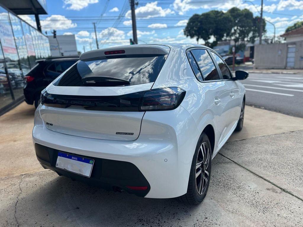PEUGEOT 208 - Foto