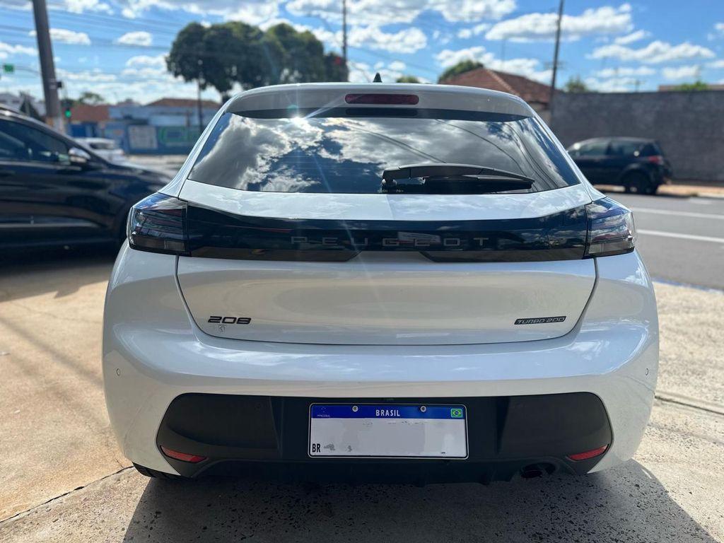 PEUGEOT 208 - Foto