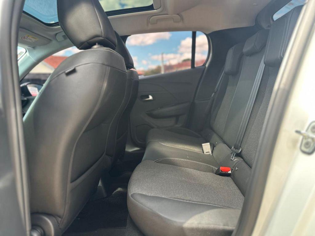 PEUGEOT 208 - Foto