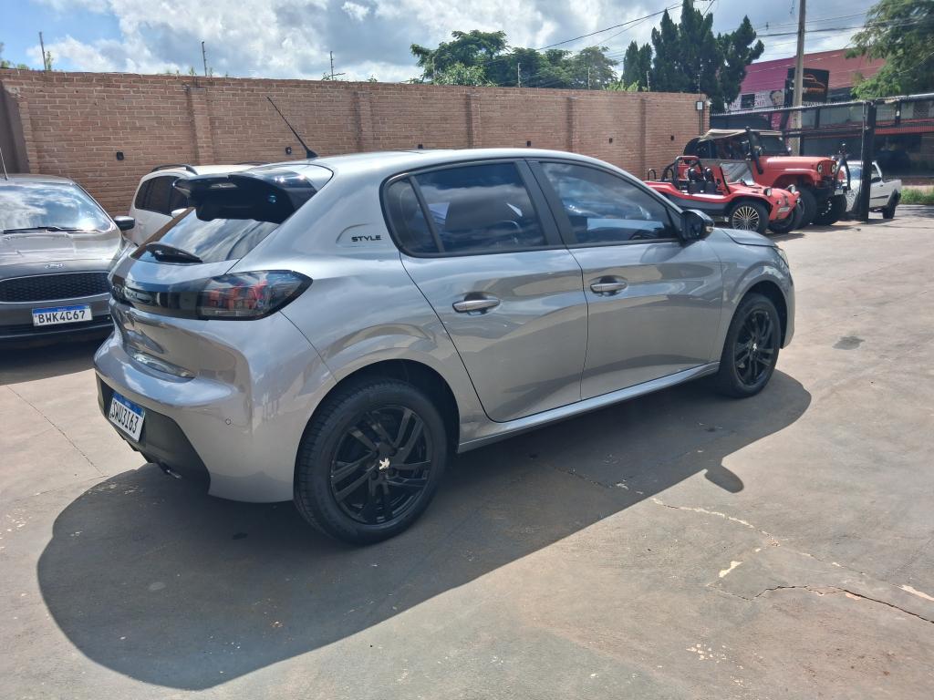 PEUGEOT 208 - Foto