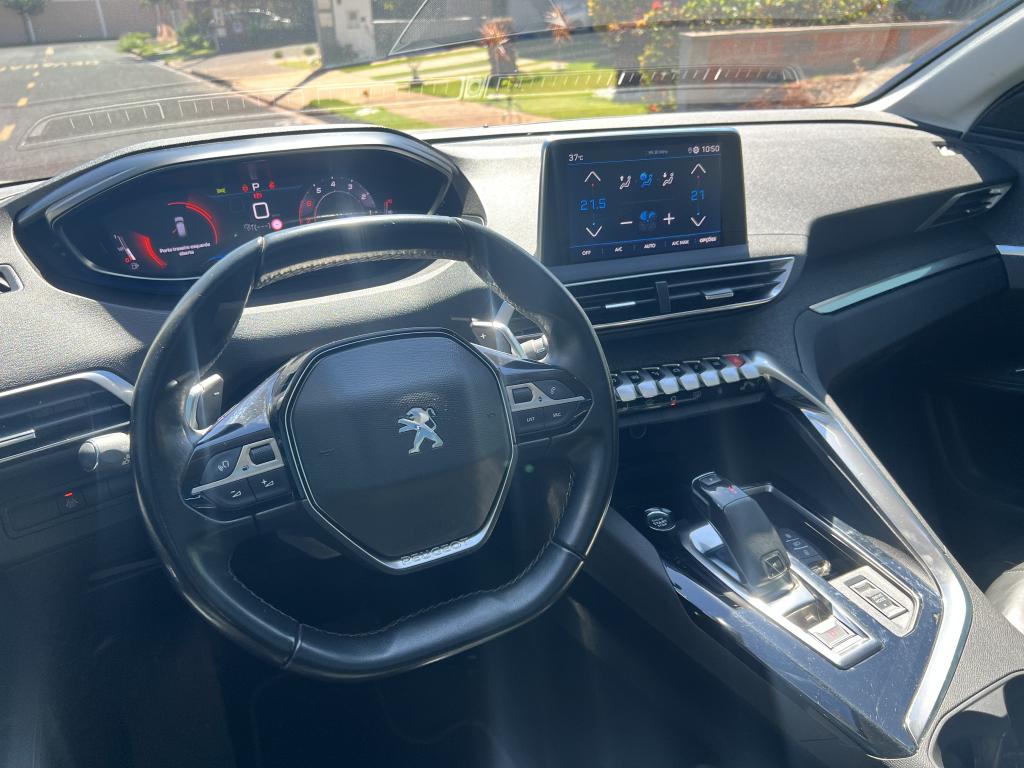 PEUGEOT 3008 - Foto